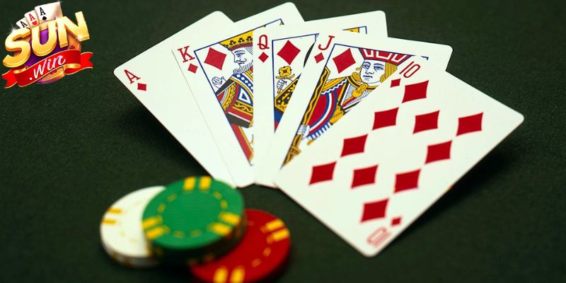Kỹ thuật xếp 3 phỏm cho chi đầu tiên để đánh